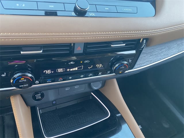 2025 Nissan Rogue Platinum 25
