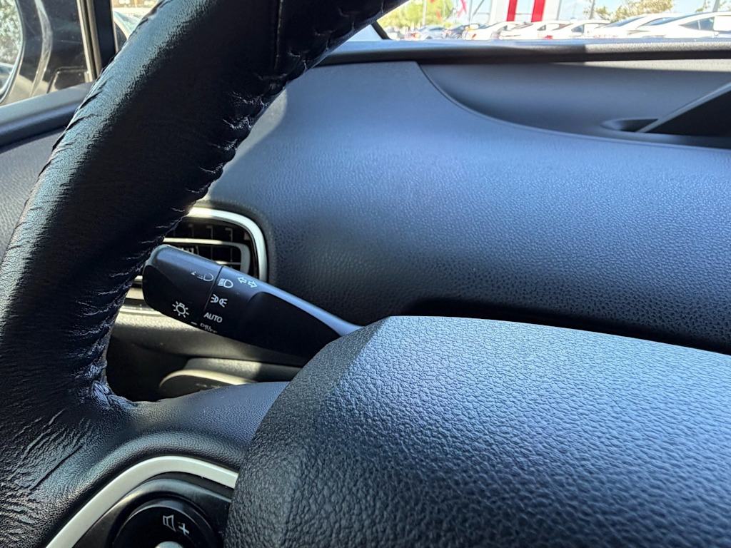 Thumbnail: 2018 Toyota Prius - 20
