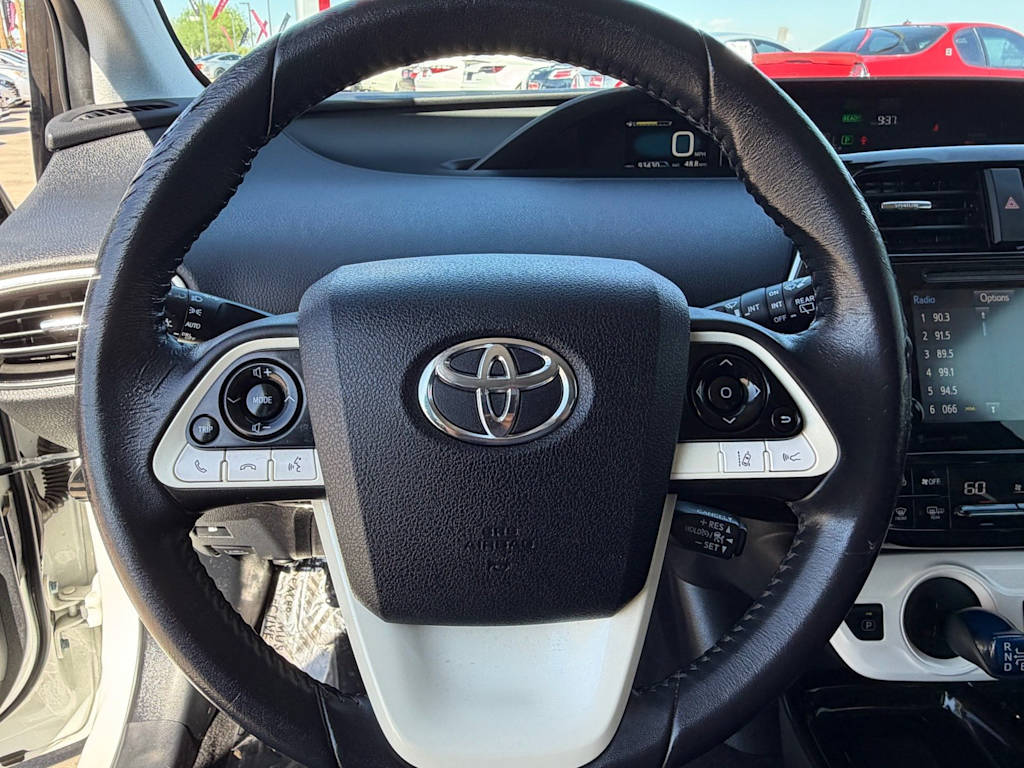 Thumbnail: 2018 Toyota Prius - 8