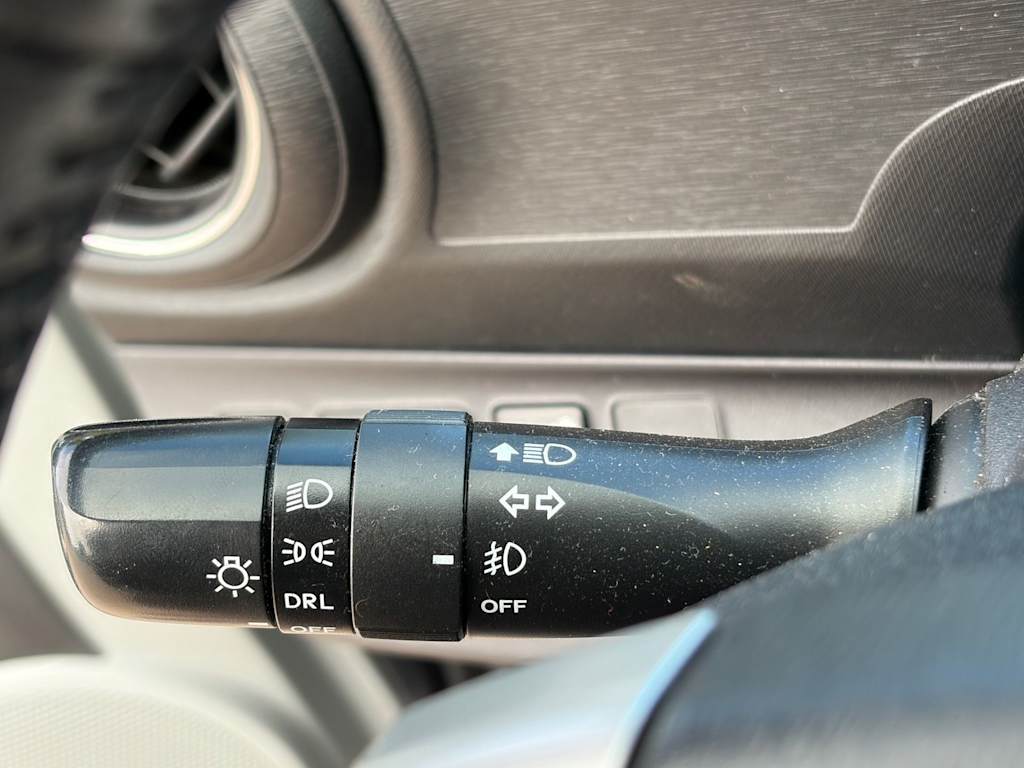 Thumbnail: 2014 Toyota Prius c - 26