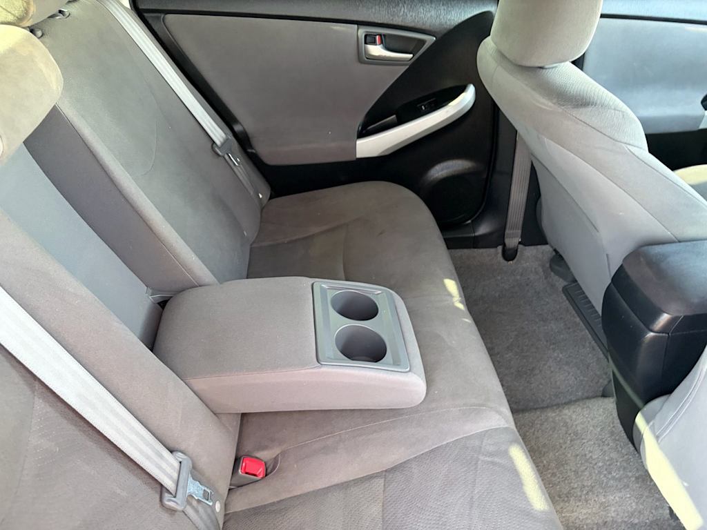 Thumbnail: 2013 Toyota Prius - 16