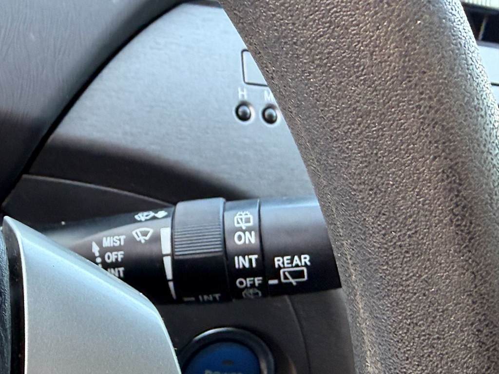 Thumbnail: 2013 Toyota Prius - 23