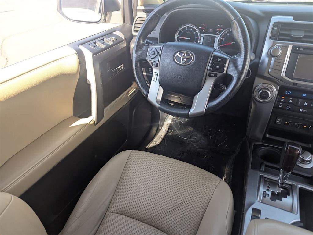 Thumbnail: 2015 Toyota 4Runner - 8