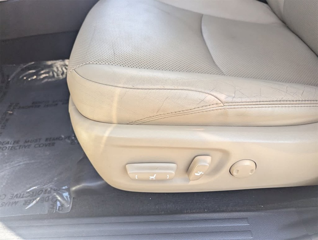 Thumbnail: 2015 Toyota 4Runner - 30