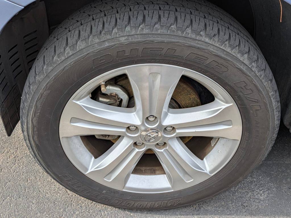 Thumbnail: 2010 Toyota Highlander - 5