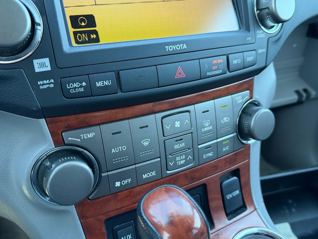 Thumbnail: 2008 Toyota Highlander - 15