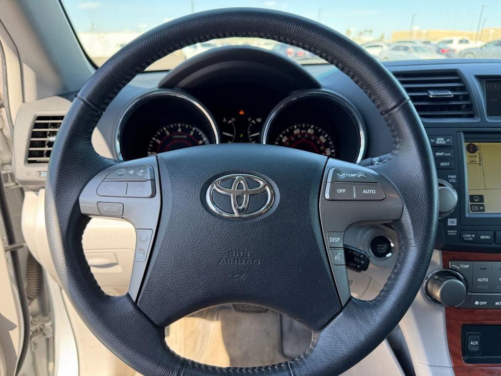 Thumbnail: 2008 Toyota Highlander - 2