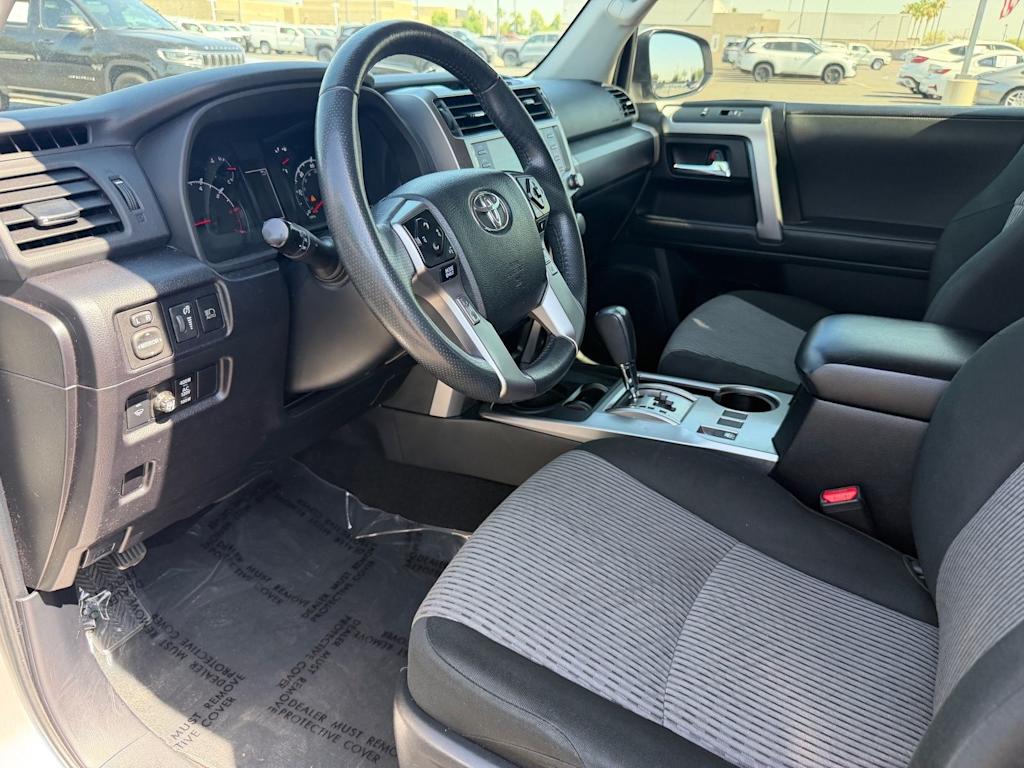 Thumbnail: 2021 Toyota 4Runner - 8