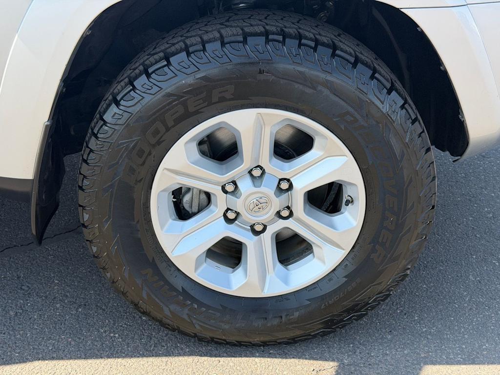Thumbnail: 2021 Toyota 4Runner - 7