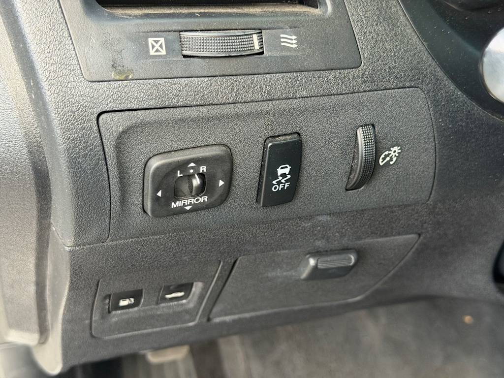 Thumbnail: 2010 Lexus ES - 16