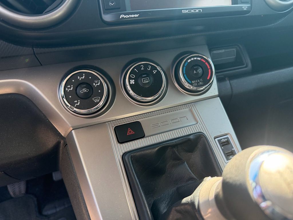 Thumbnail: 2014 Scion xB - 4