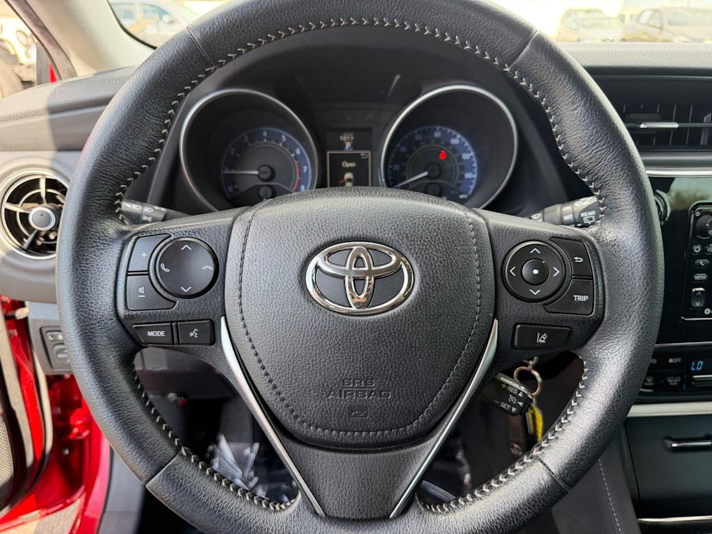 Thumbnail: 2018 Toyota Corolla iM - 8