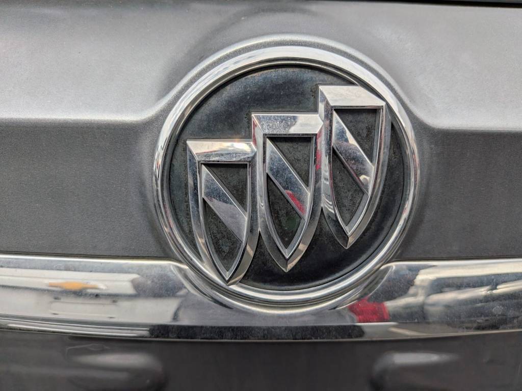 Thumbnail: 2015 Buick Encore - 21
