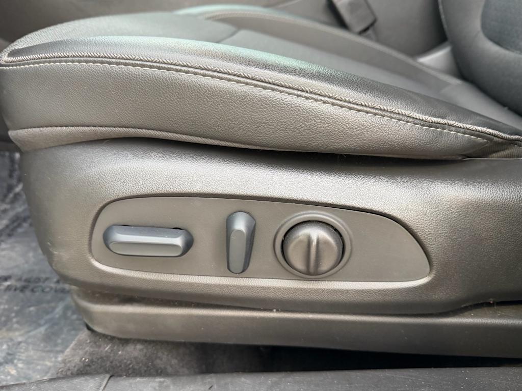 Thumbnail: 2023 Buick Encore GX - 23