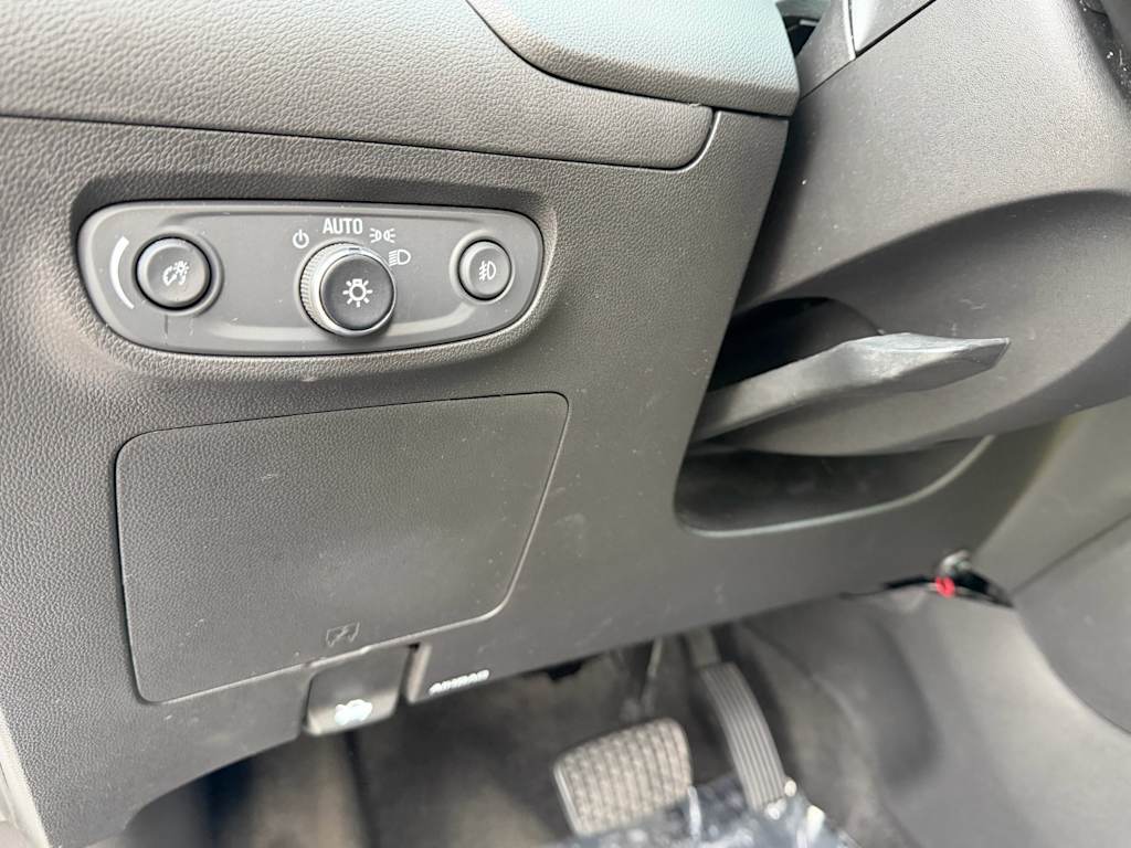 Thumbnail: 2023 Buick Encore GX - 24