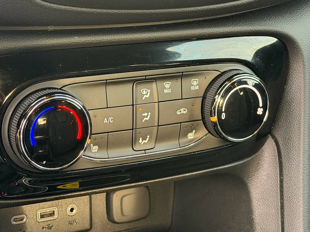 Thumbnail: 2023 Buick Encore GX - 27