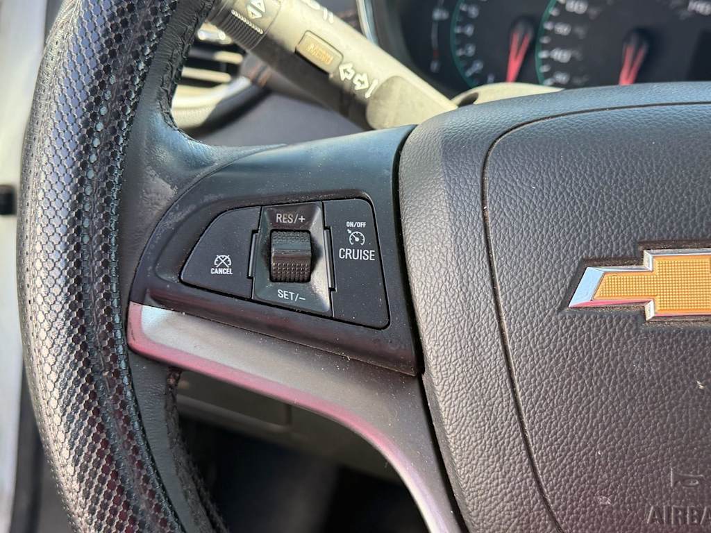 Thumbnail: 2021 Chevrolet Trax - 11