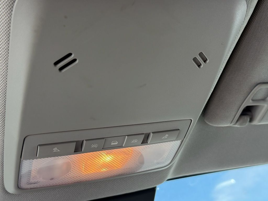 Thumbnail: 2021 Chevrolet Trax - 14