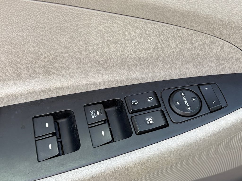 Thumbnail: 2019 Hyundai Tucson - 11