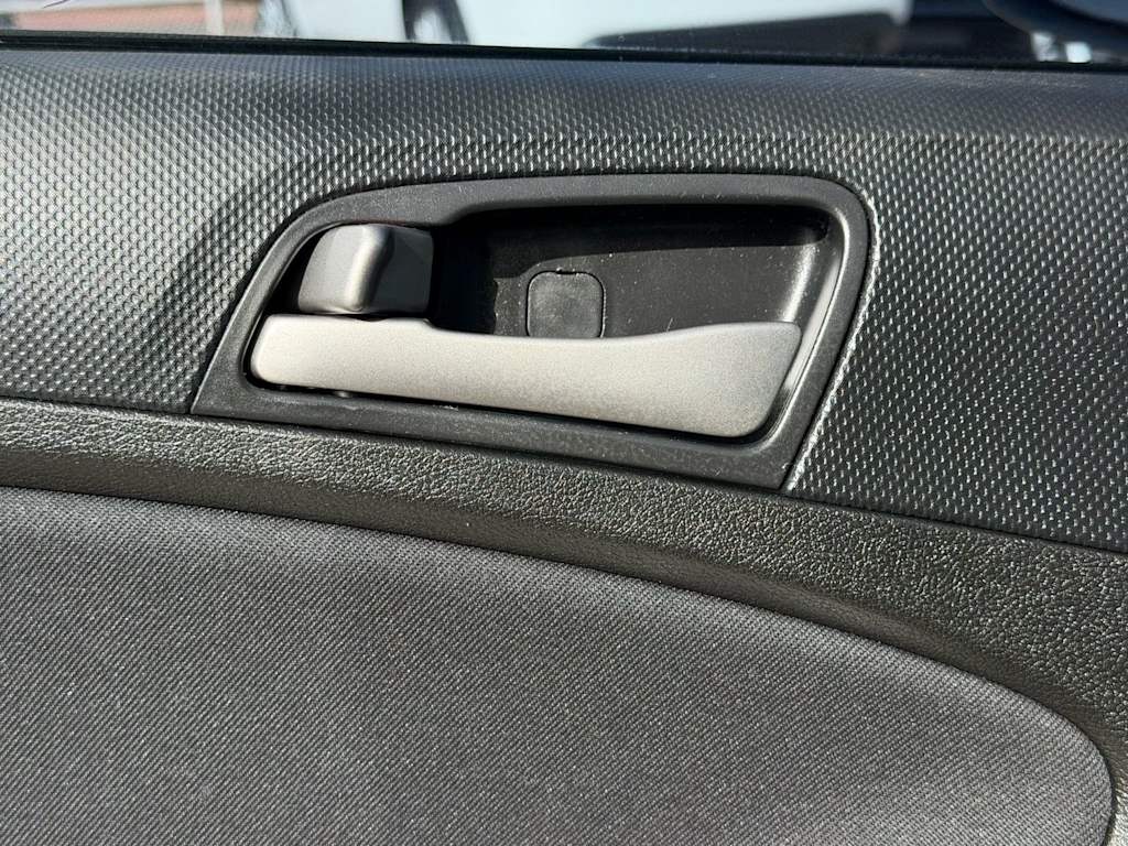 Thumbnail: 2017 Hyundai Accent - 20