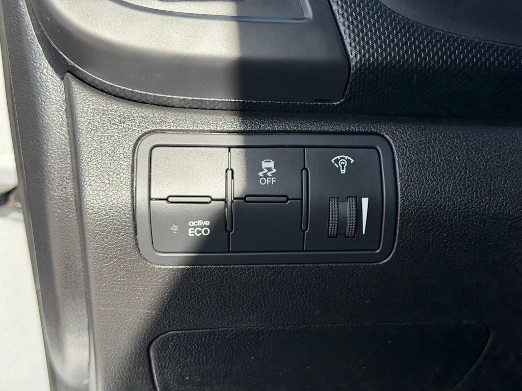 Thumbnail: 2017 Hyundai Accent - 21