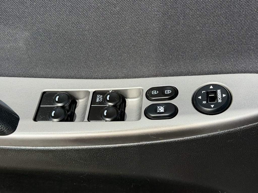 Thumbnail: 2017 Hyundai Accent - 19