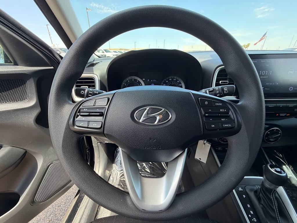 Thumbnail: 2022 Hyundai Venue - 2