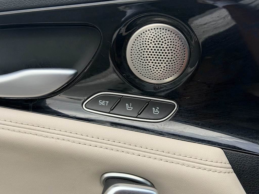 Thumbnail: 2019 Kia Stinger - 23
