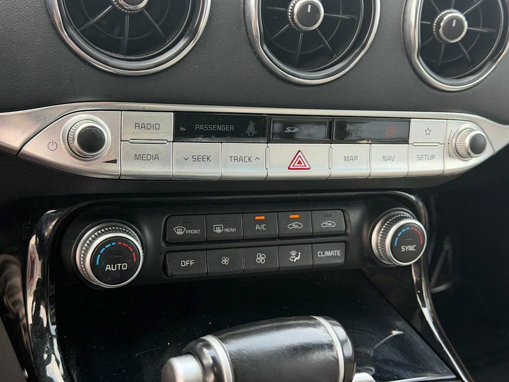 Thumbnail: 2019 Kia Stinger - 29