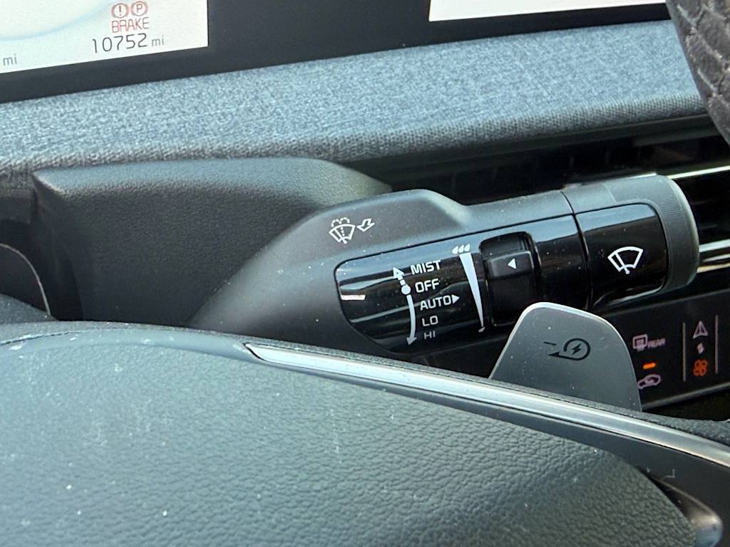 Thumbnail: 2024 Kia EV6 - 22