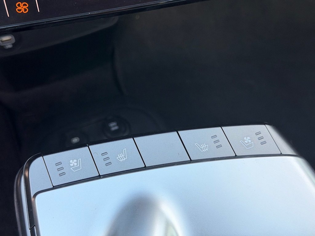 Thumbnail: 2024 Kia EV6 - 6