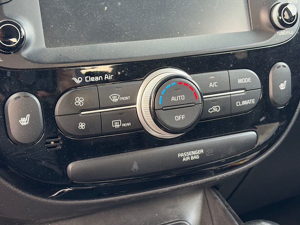 Thumbnail: 2018 Kia Soul - 21