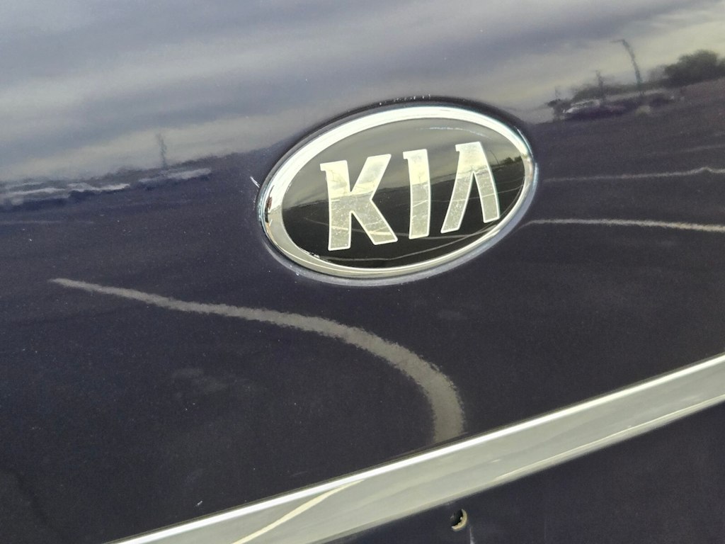 Thumbnail: 2018 Kia Sedona - 4