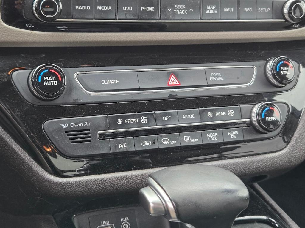 Thumbnail: 2018 Kia Sedona - 15