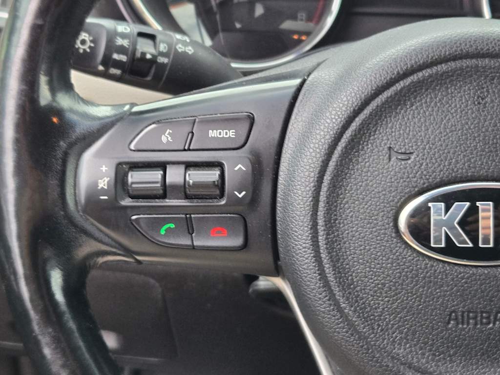 Thumbnail: 2018 Kia Sedona - 18