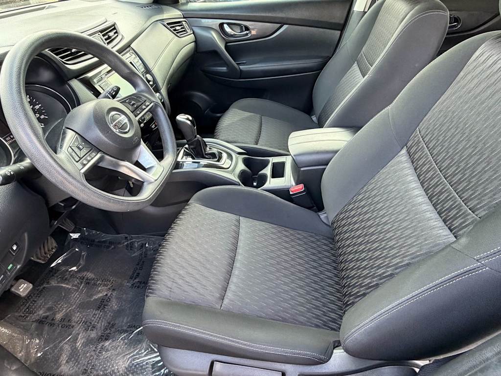 Thumbnail: 2018 Nissan Rogue - 9
