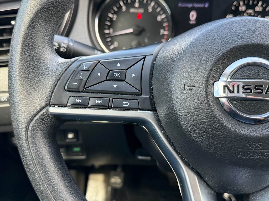 Thumbnail: 2018 Nissan Rogue - 27