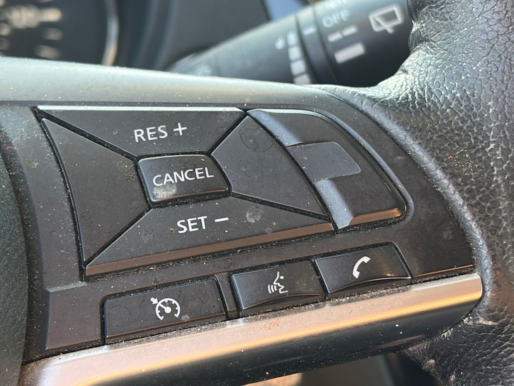 Thumbnail: 2020 Nissan Rogue - 14