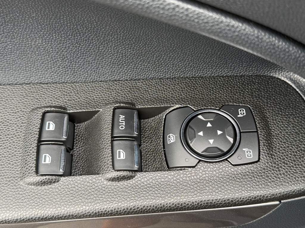 Thumbnail: 2021 Ford EcoSport - 18