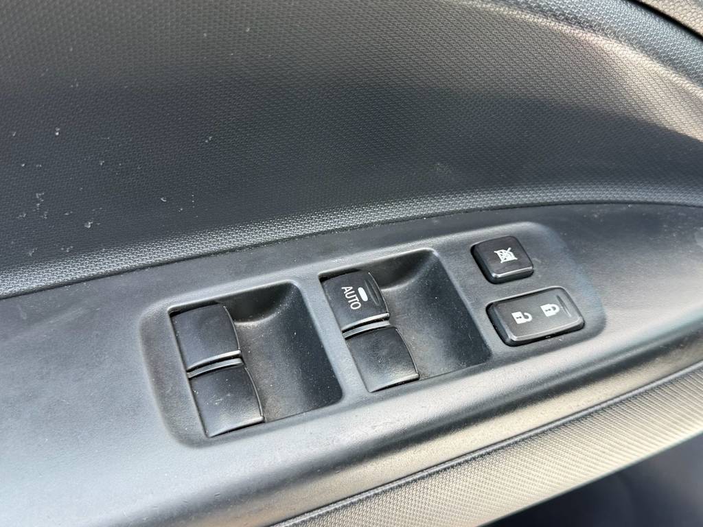 Thumbnail: 2022 Mitsubishi Mirage G4 - 9
