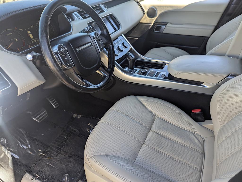 Thumbnail: 2016 Land Rover Range Rover Sport - 9