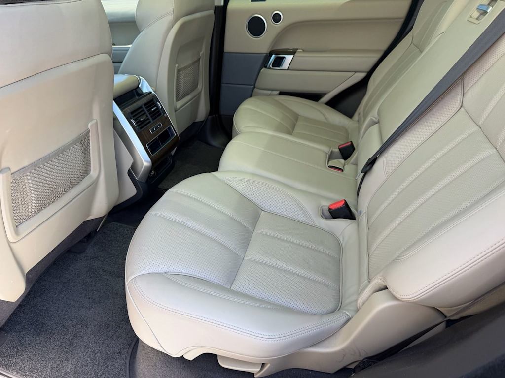 Thumbnail: 2016 Land Rover Range Rover Sport - 22