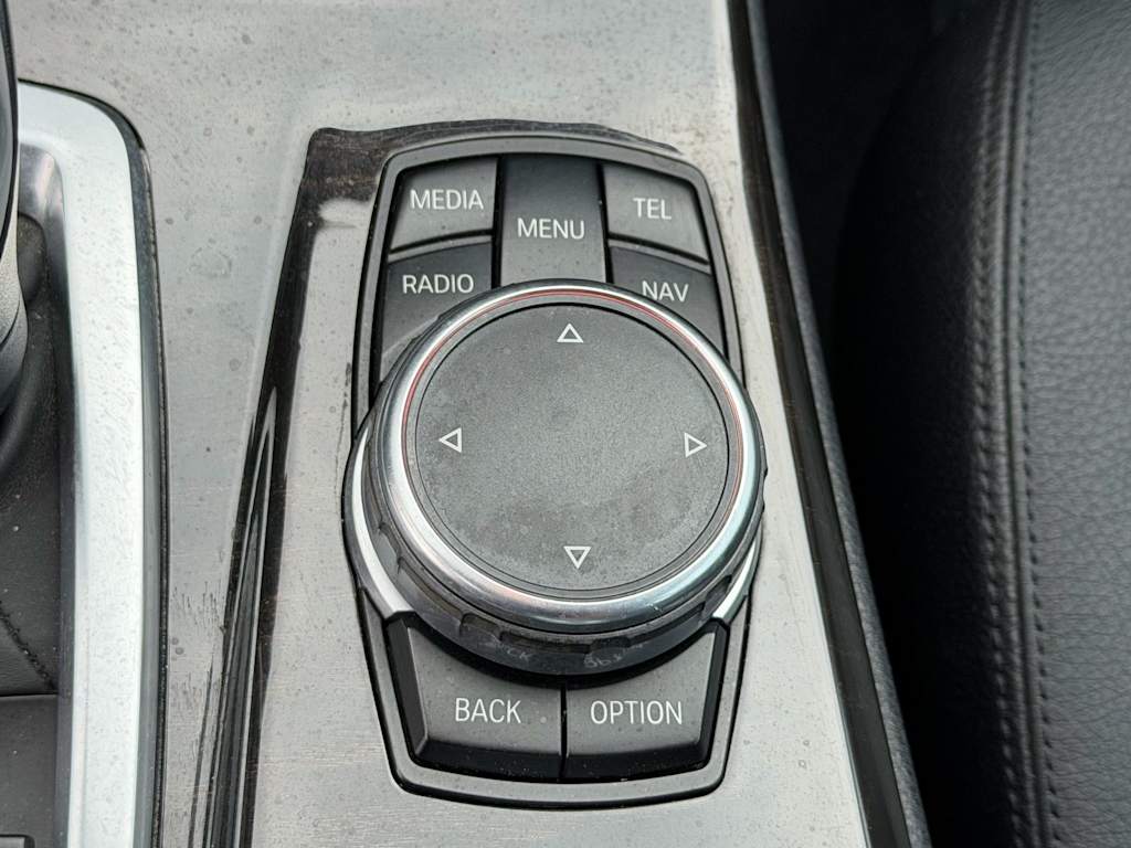 Thumbnail: 2016 BMW 5 Series - 27