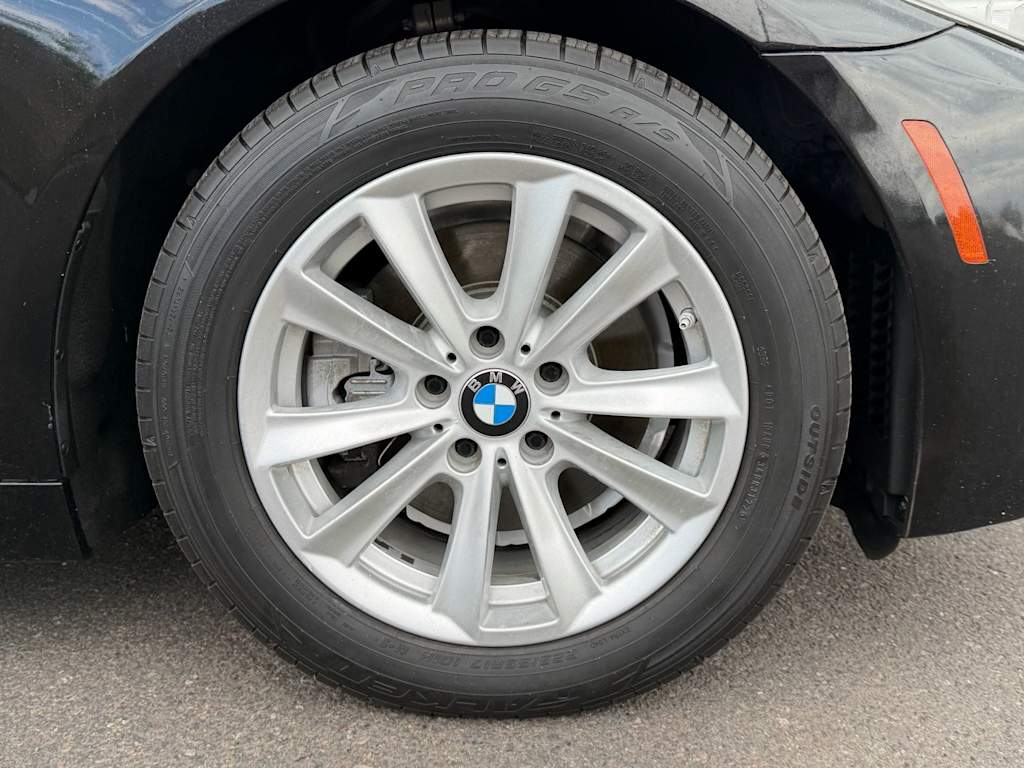 Thumbnail: 2016 BMW 5 Series - 7