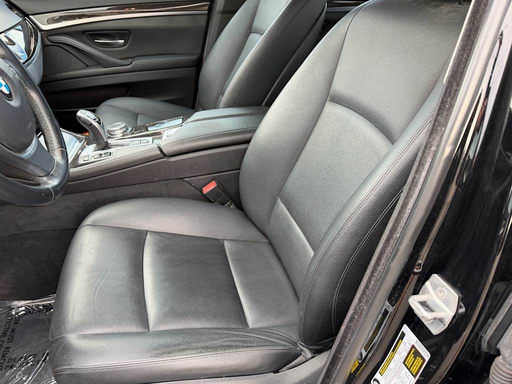 Thumbnail: 2016 BMW 5 Series - 22