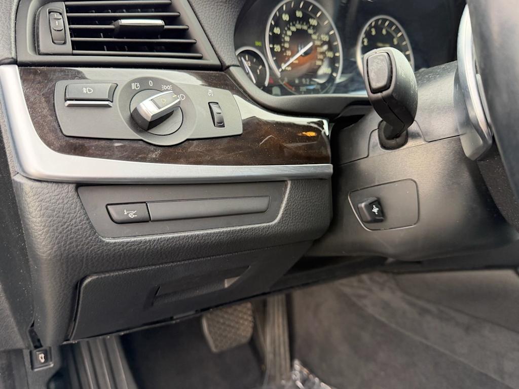 Thumbnail: 2016 BMW 5 Series - 23