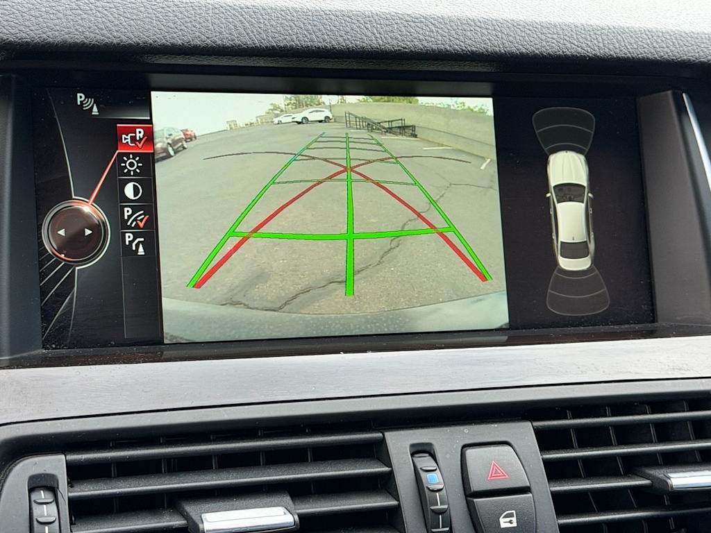 Thumbnail: 2016 BMW 5 Series - 12