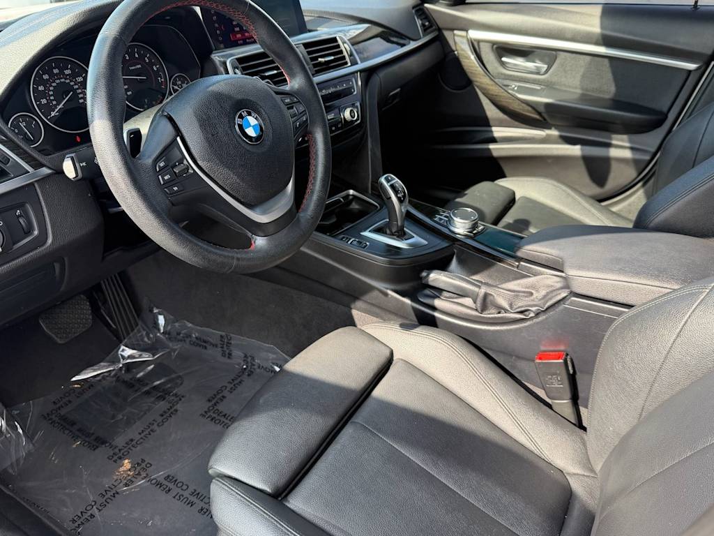 Thumbnail: 2018 BMW 3 Series - 2