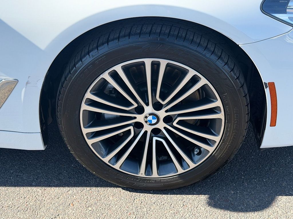 Thumbnail: 2020 BMW 5 Series - 7