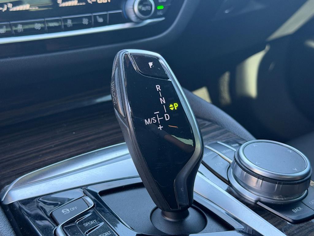 Thumbnail: 2020 BMW 5 Series - 13